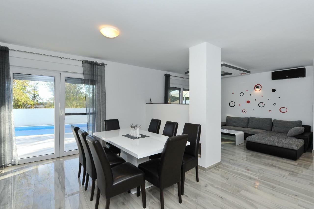 Villa Lily Zadarvillas Привлака Екстериор снимка